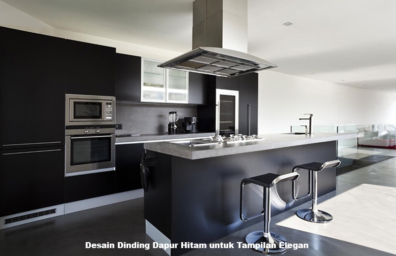 Desain Dinding Dapur Hitam untuk Tampilan Elegan
