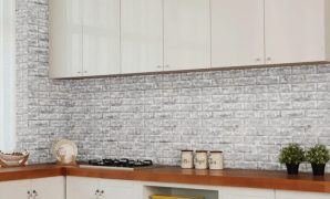 Tampil Unik dengan Dinding Dapur Motif Bata, Cocok untuk Gaya Industrial hingga Minimalis Tampil Unik dengan Dinding Dapur Motif Bata, Cocok untuk Gaya Industrial hingga Minimalis